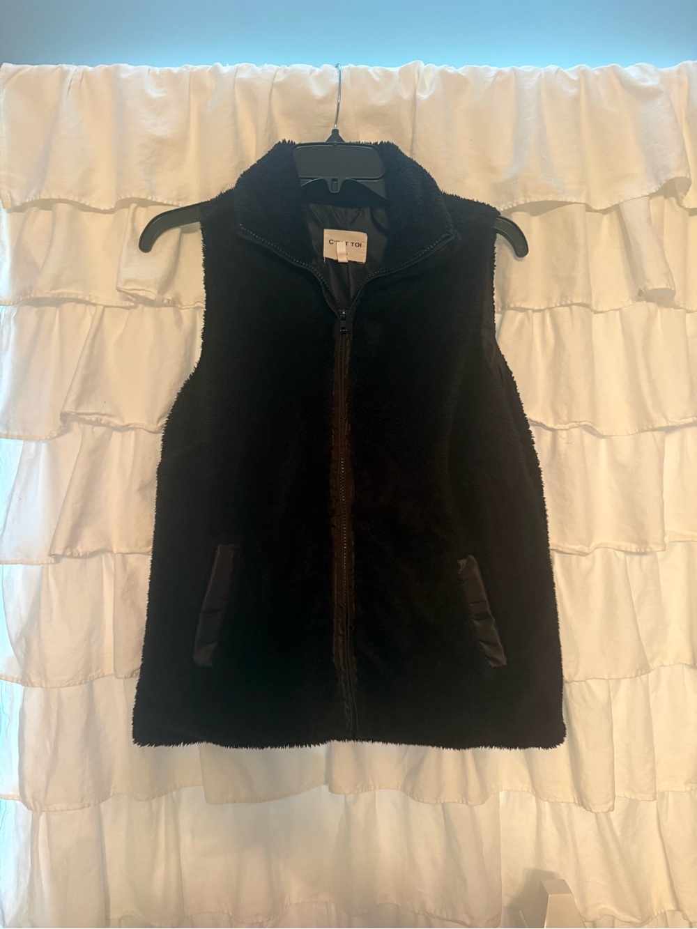 Women's Black Fleece Zip-Front Vest